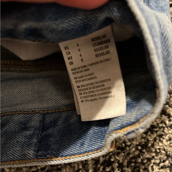 American Eagle Mom Jeans - Picture 3 of 3